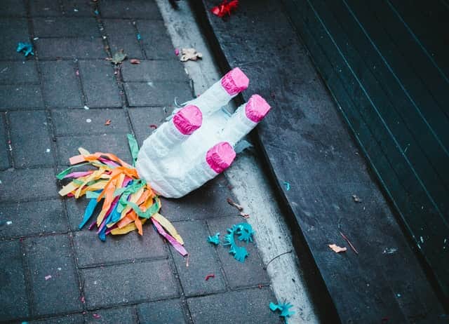 piñata para romper con palo, piñata de cumpleaños, piñata para cumpleaños, piñata para niños, piñata para adultos, piñatas baratas, piñata para apalear, piñata de apalear, piñata de golpear, piñata de unicornio, piñata en forma de unicornio